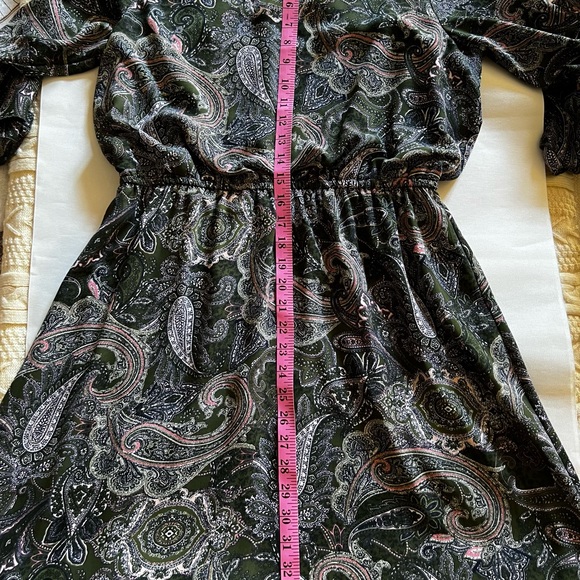 C est 1946 Women’s midi dress Large Elastic waist bell sleeves Green paisley - Picture 11 of 11